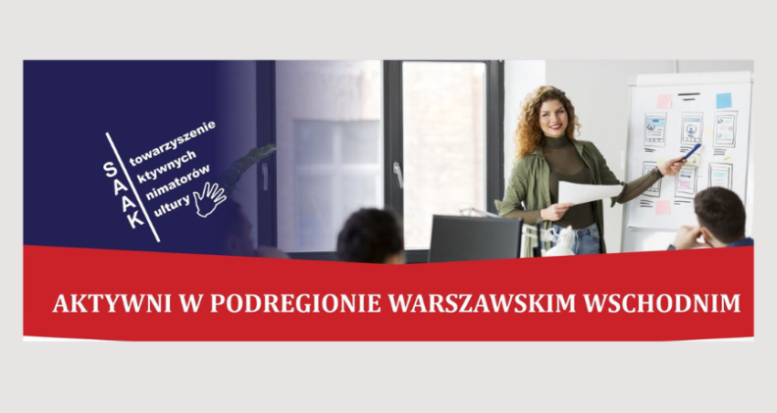 niebiesko czerwony plakat z białymi napisami ze zdjęciem pani stojącej przy tablicy